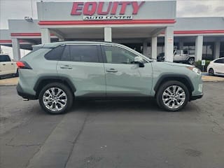 2020 Toyota RAV4 XLE Premium JTMC1RFV0LD518107 2020 Toyota RAV4 XLE Premium