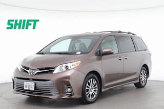 2018 Toyota Sienna XLE 8-Passenger 5TDYZ3DC6JS923015 2018 Toyota Sienna XLE 8-Passenger