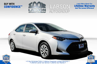 2018 Toyota Corolla LE 2T1BURHE8JC070869 2018 Toyota Corolla LE