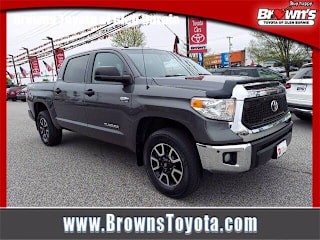 2017 Toyota Tundra SR5 5TFDY5F10HX628375 2017 Toyota Tundra SR5