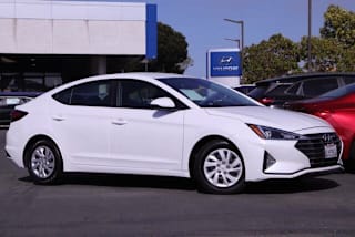 2019 Hyundai Elantra SE 5NPD74LF6KH445692 2019 Hyundai Elantra SE