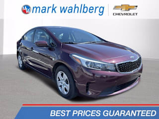 2018 Kia Forte LX 3KPFK4A70JE236812 2018 Kia Forte LX