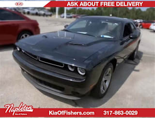 2019 Dodge Challenger SXT 2C3CDZAG4KH701743 2019 Dodge Challenger SXT
