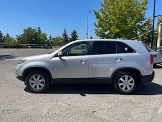 2013 Kia Sorento LX 5XYKTDA63DG355996 2013 Kia Sorento LX