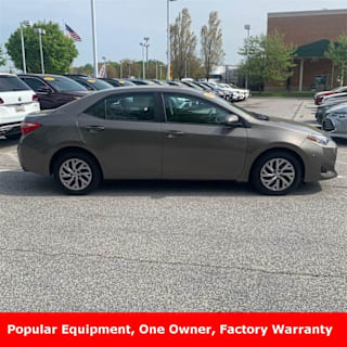 2019 Toyota Corolla LE 2T1BURHE4KC136819 2019 Toyota Corolla LE