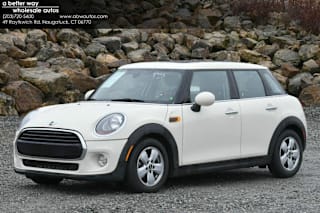 2016 MINI Hardtop 4 Door WMWXU1C5XG2D10669 2016 MINI Hardtop 4 Door