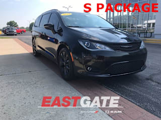 2018 Chrysler Pacifica Limited 2C4RC1GG4JR353694 2018 Chrysler Pacifica Limited