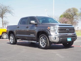 2018 Toyota Tundra SR5 5TFDW5F15JX717872 2018 Toyota Tundra SR5