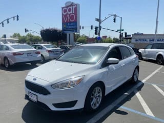 2017 Ford Focus SE 1FADP3K26HL232213 2017 Ford Focus SE