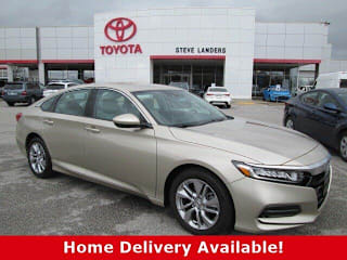 2019 Honda Accord LX 1HGCV1F10KA070374 2019 Honda Accord LX