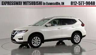 2018 Nissan Rogue SV 5N1AT2MV7JC774660 2018 Nissan Rogue SV