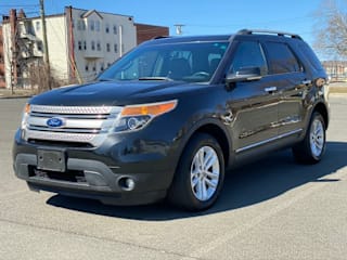 2011 Ford Explorer 1FMHK8D81BGA37110 2011 Ford Explorer