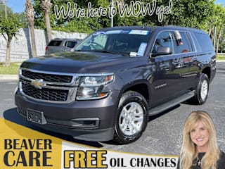 2017 Chevrolet Suburban LT 1500 1GNSKHKC2HR393961 2017 Chevrolet Suburban LT 1500