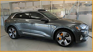 2019 Audi e-tron quattro Prestige WA1VAAGE6KB008437 2019 Audi e-tron quattro Prestige