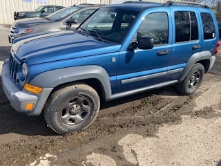 2005 Jeep Liberty 1J4GL48K05W574969 2005 Jeep Liberty