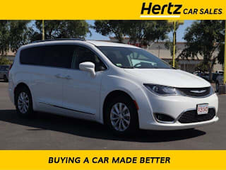 2019 Chrysler Pacifica Touring L 2C4RC1BG2KR665781 2019 Chrysler Pacifica Touring L