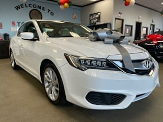 2017 Acura ILX Base 19UDE2F39HA010937 2017 Acura ILX Base