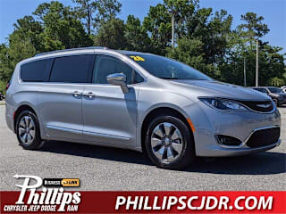 2020 Chrysler Pacifica Hybrid Limited 2C4RC1N71LR147805 2020 Chrysler Pacifica Hybrid Limited