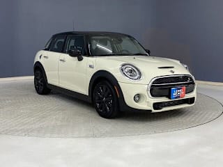 2021 MINI Hardtop 4 Door Cooper S WMWXU9C02M2N80801 2021 MINI Hardtop 4 Door Cooper S