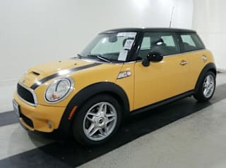 2008 MINI Cooper S WMWMF73568TV33333 2008 MINI Cooper S