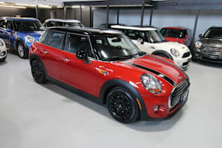 2017 MINI Hardtop 4 Door Cooper WMWXU1C34H2F77807 2017 MINI Hardtop 4 Door Cooper