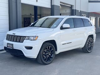 2018 Jeep Grand Cherokee Altitude 1C4RJFAGXJC152399 2018 Jeep Grand Cherokee Altitude