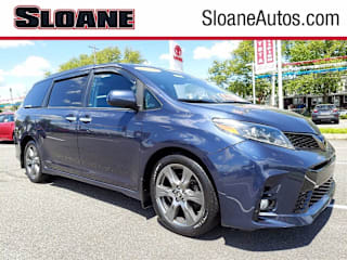 2018 Toyota Sienna SE 8-Passenger 5TDXZ3DC7JS914092 2018 Toyota Sienna SE 8-Passenger
