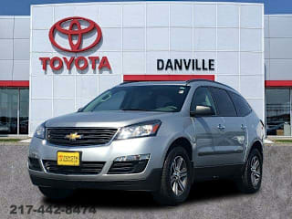 2017 Chevrolet Traverse LS 1GNKRFKD8HJ227211 2017 Chevrolet Traverse LS
