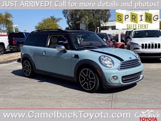 2014 MINI Clubman WMWZF3C54ET571623 2014 MINI Clubman