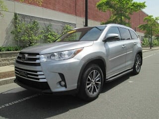 2018 Toyota Highlander XLE 5TDJZRFH0JS810187 2018 Toyota Highlander XLE