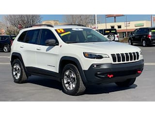 2019 Jeep Cherokee Trailhawk Elite 1C4PJMBN1KD130697 2019 Jeep Cherokee Trailhawk Elite