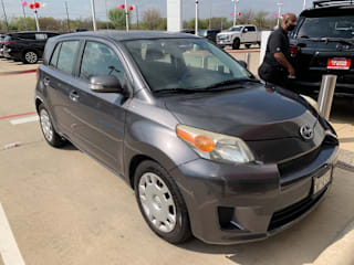 2008 Scion xD JTKKU104X8J014282 2008 Scion xD