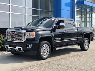 2019 GMC Sierra 2500HD Denali 1GT12SEY4KF274178 2019 GMC Sierra 2500HD Denali