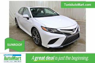 2020 Toyota Camry SE 4T1M11BK4LU017945 2020 Toyota Camry SE