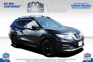 2017 Nissan Rogue SV 5N1AT2MV9HC827479 2017 Nissan Rogue SV