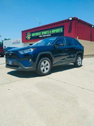 2020 Toyota RAV4 XLE 2T3P1RFVXLC099768 2020 Toyota RAV4 XLE