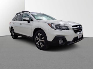 2018 Subaru Outback 3.6R Limited 4S4BSENC4J3380653 2018 Subaru Outback 3.6R Limited