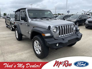 2018 Jeep Wrangler Sport S 1C4GJXAG0JW156196 2018 Jeep Wrangler Sport S