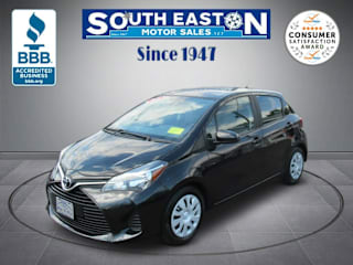 2017 Toyota Yaris 5-Door LE VNKKTUD31HA076352 2017 Toyota Yaris 5-Door LE