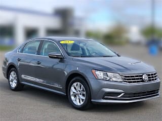 2017 Volkswagen Passat 1.8T S 1VWAT7A3XHC050022 2017 Volkswagen Passat 1.8T S
