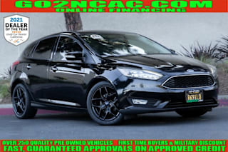 2016 Ford Focus SE 1FADP3K24GL399135 2016 Ford Focus SE