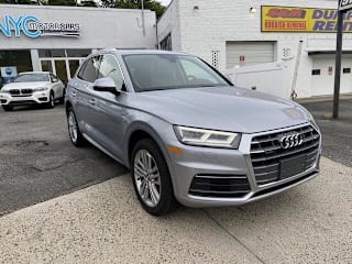 2018 Audi Q5 2.0T quattro Premium Plus WA1BNAFY9J2045483 2018 Audi Q5 2.0T quattro Premium Plus