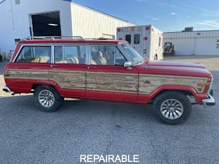 1986 Jeep Grand Wagoneer Base 1JCNJ15U7GT152675 1986 Jeep Grand Wagoneer Base