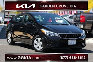 2017 Kia Forte LX 3KPFK4A75HE139437 2017 Kia Forte LX