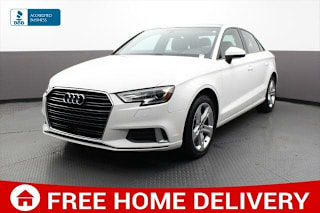 2017 Audi A3 WAUAUGFF8H1027656 2017 Audi A3