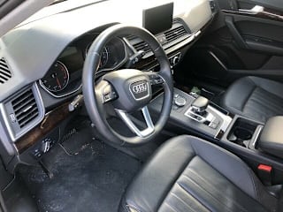2018 Audi Q5 2.0T quattro Premium WA1ANAFY6J2169335 2018 Audi Q5 2.0T quattro Premium