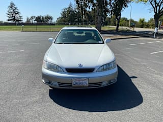 1999 Lexus ES 300 JT8BF28G9X0231153 1999 Lexus ES 300