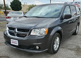2018 Dodge Grand Caravan SXT 2C4RDGCG5JR250290 2018 Dodge Grand Caravan SXT