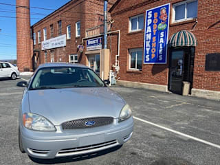 2004 Ford Taurus 1FAFP53U44G188395 2004 Ford Taurus