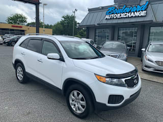 2013 Kia Sorento LX 5XYKT4A22DG383060 2013 Kia Sorento LX